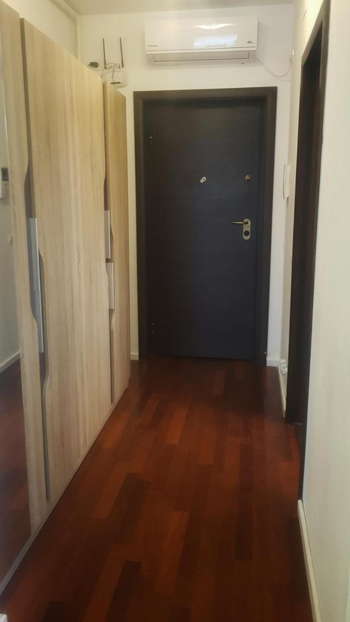 Bucharest Luxury Apartments Ngoại thất bức ảnh